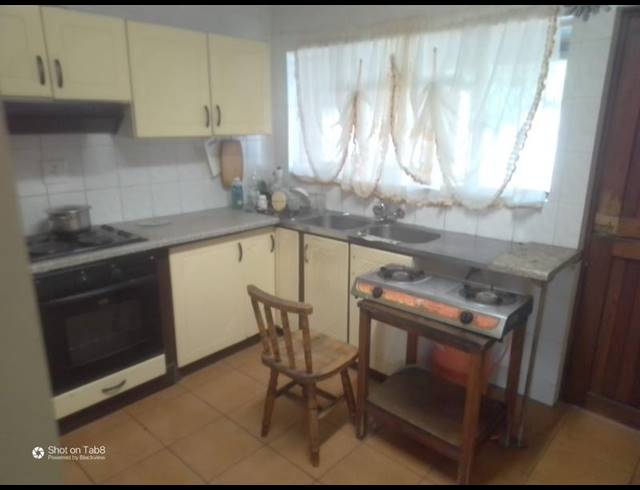 3 BEDROOM HOUSE FOR SALE IN LYNFIELD PARK